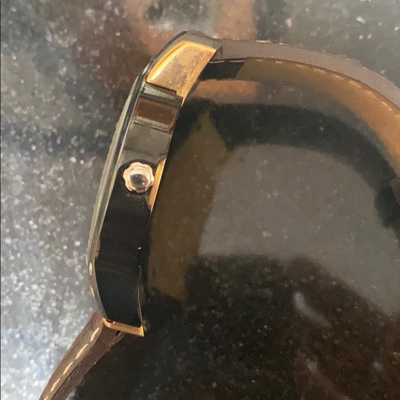 Akribos XXIV dual time rose face watch - Picture 4 of 4